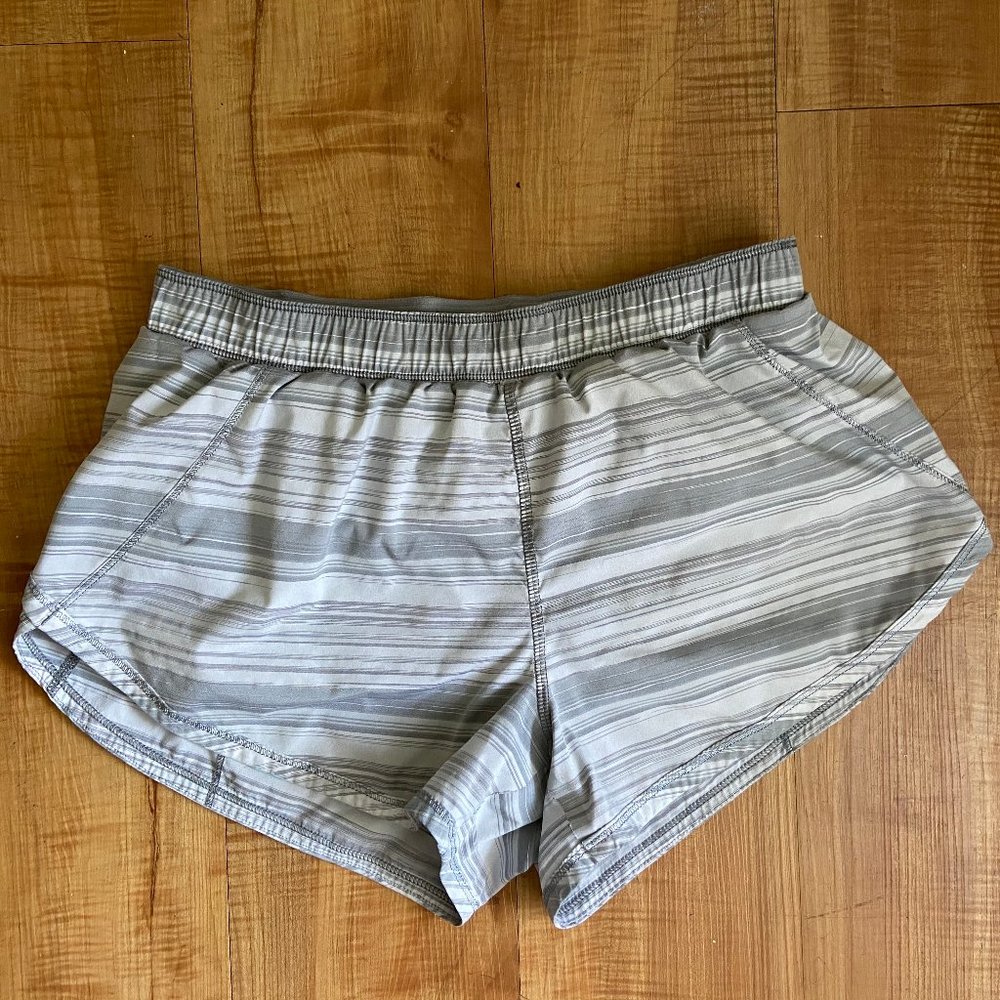 Lululemon Speed Up Shorts Gray and White Stripe